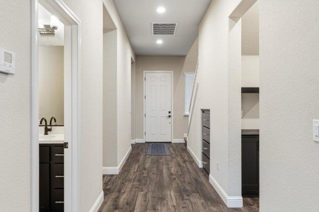 2178 Al Fonseca, Manteca, CA 95337