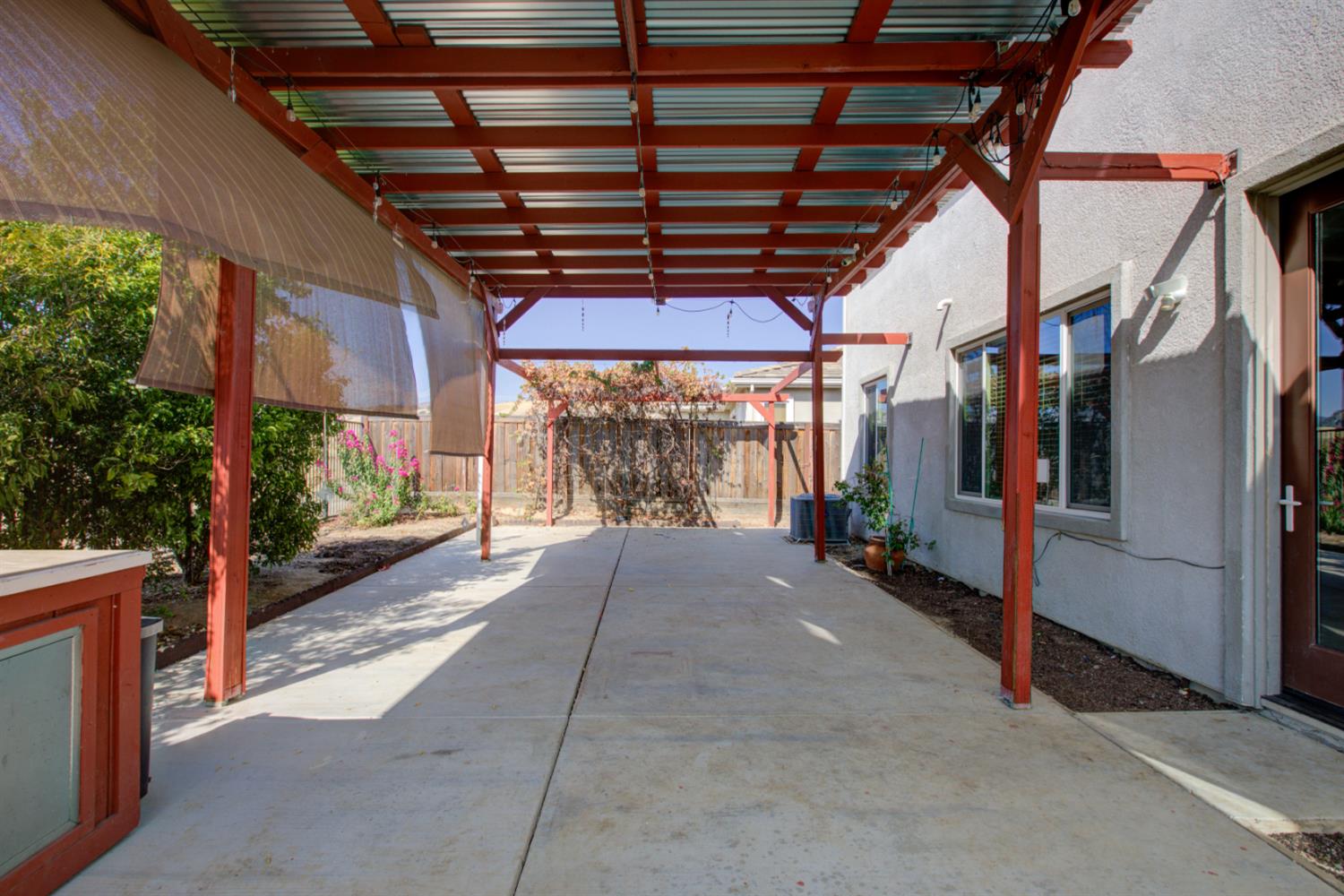9666 Cabernet Ct, Patterson, CA 95363