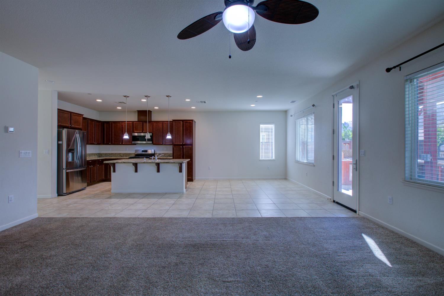 9666 Cabernet Ct, Patterson, CA 95363