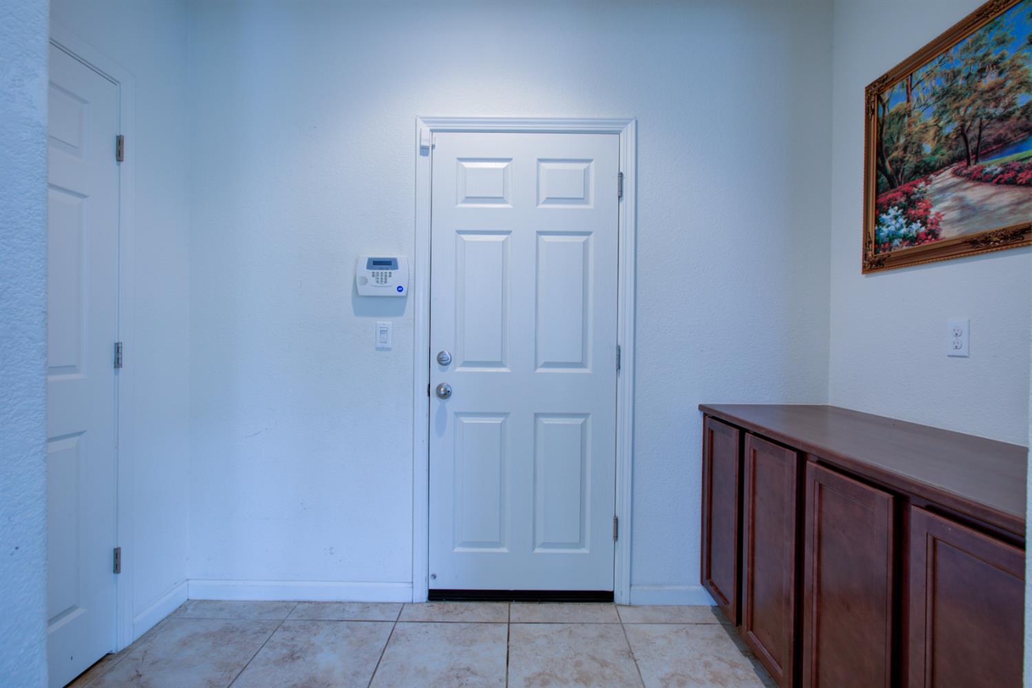 9666 Cabernet Ct, Patterson, CA 95363