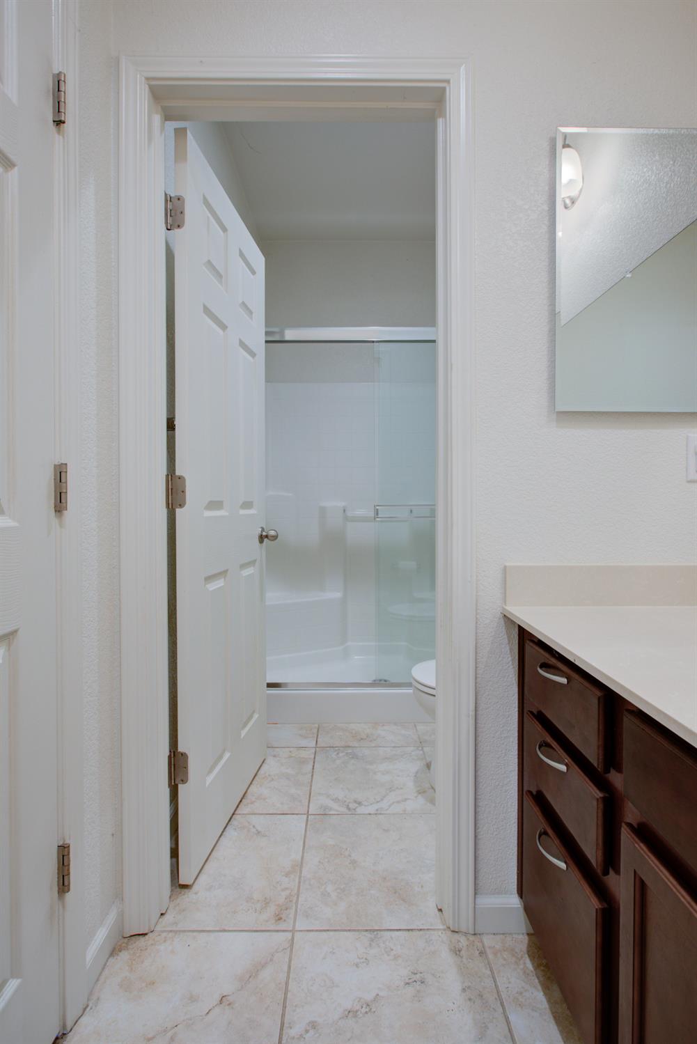 9666 Cabernet Ct, Patterson, CA 95363