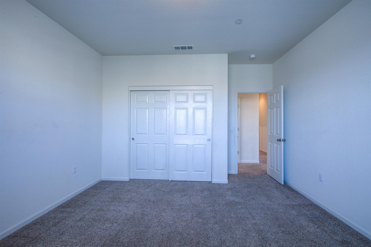9666 Cabernet Ct, Patterson, CA 95363