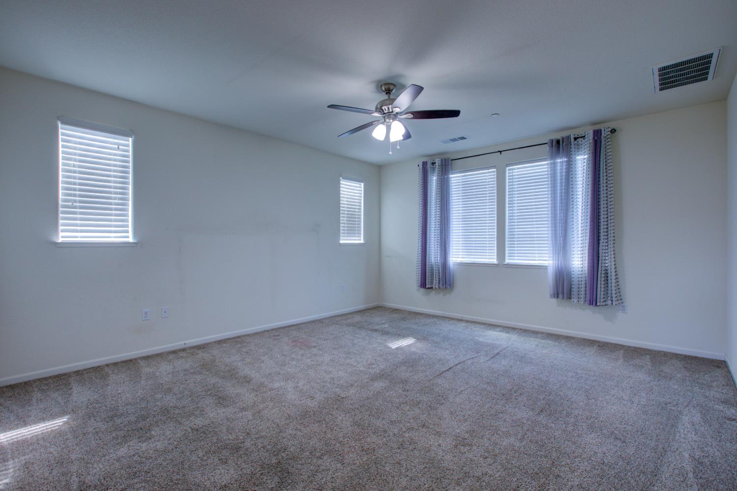 9666 Cabernet Ct, Patterson, CA 95363