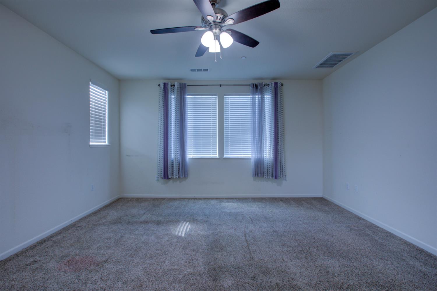 9666 Cabernet Ct, Patterson, CA 95363