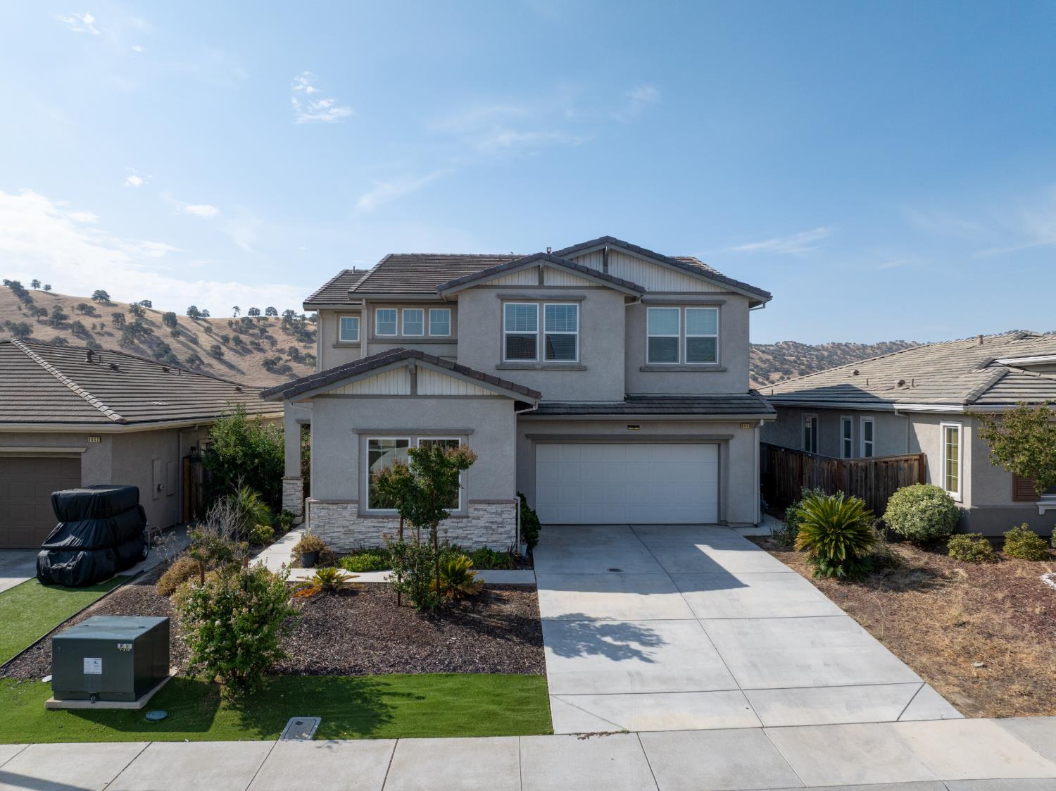 9666 Cabernet Ct, Patterson, CA 95363