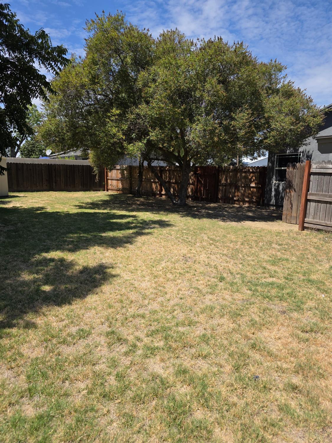 1533 Merced Street, Dos Palos, CA 93620