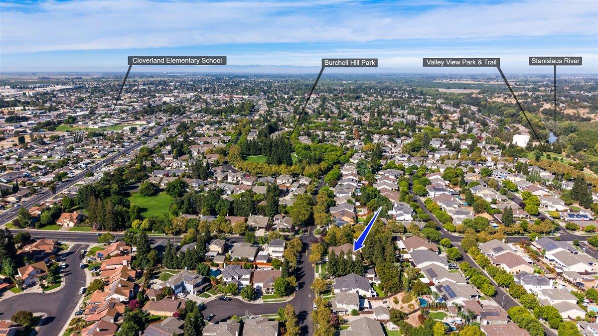 1528 Burchell Hill Dr, Oakdale, CA 95361