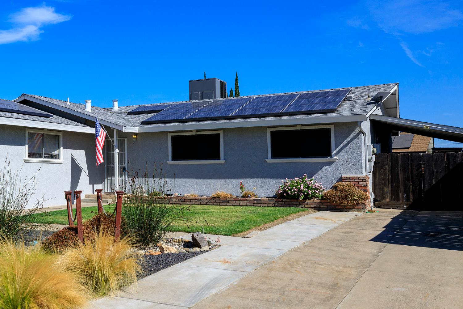 2725 Villa Ramon Dr, Ceres, CA 95307
