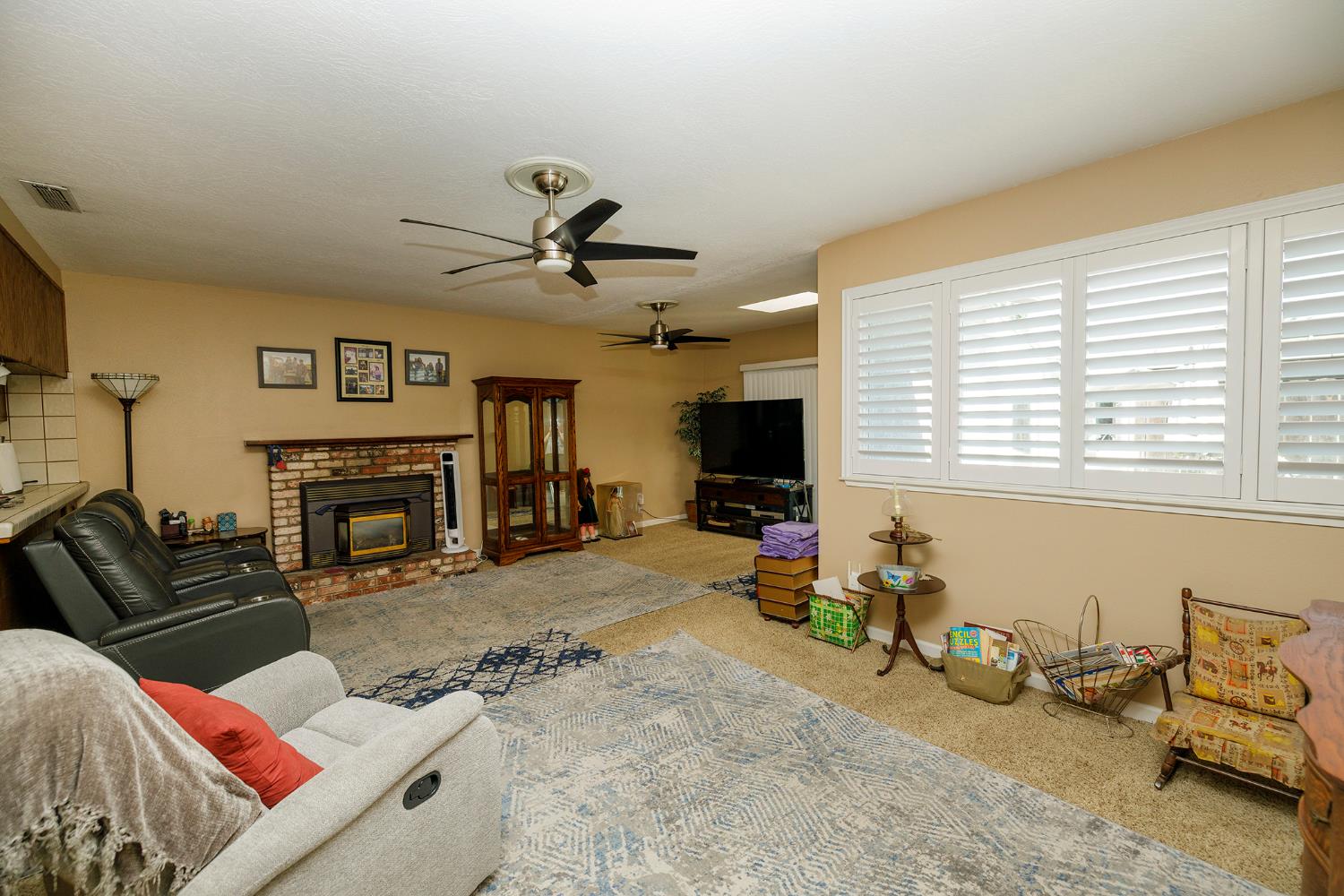 2725 Villa Ramon Dr, Ceres, CA 95307