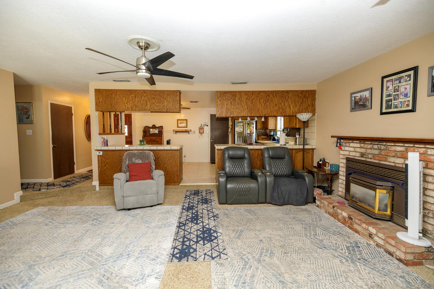 2725 Villa Ramon Dr, Ceres, CA 95307