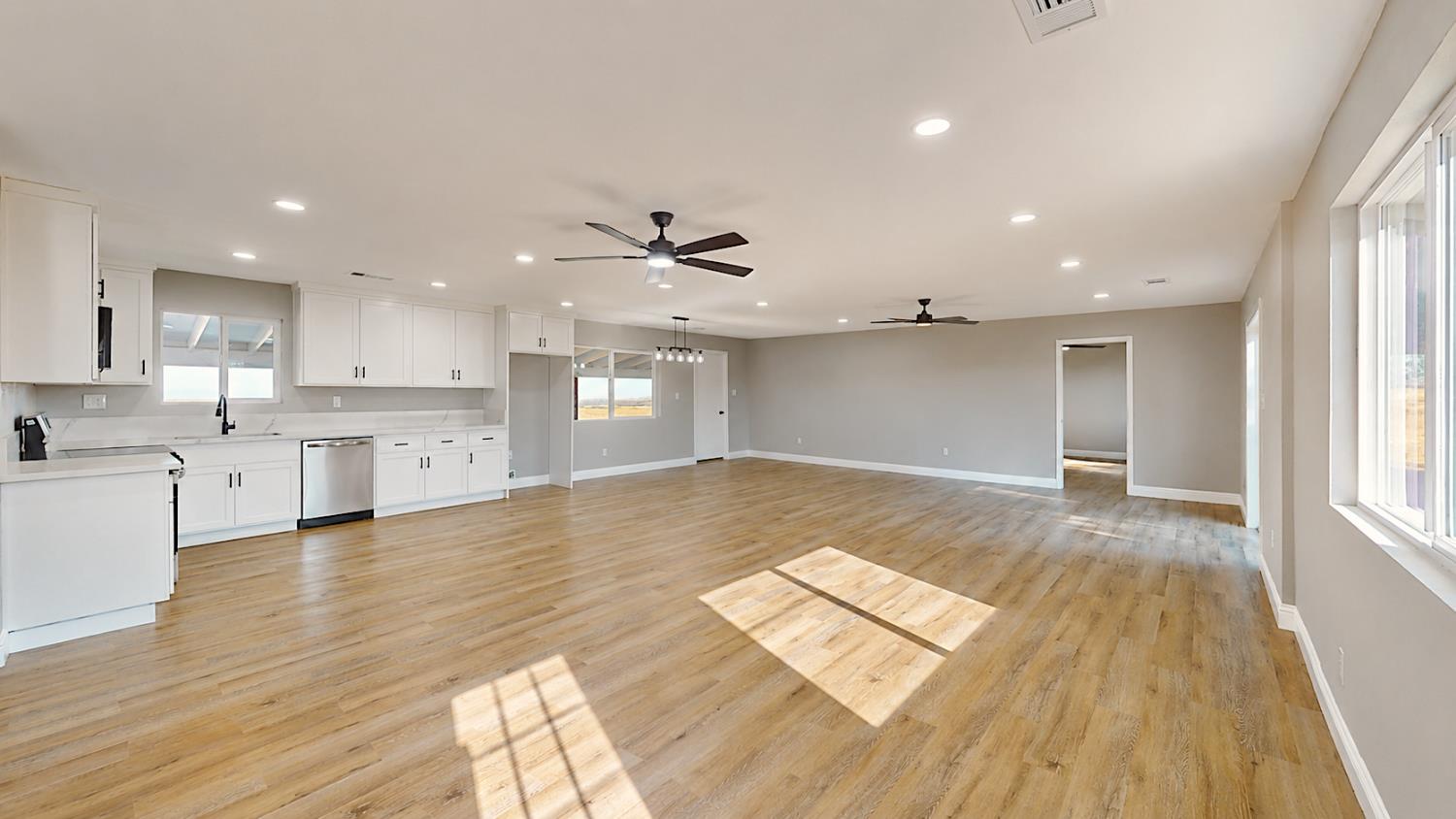 4728 Zorro Rd, La Grange, CA 95329