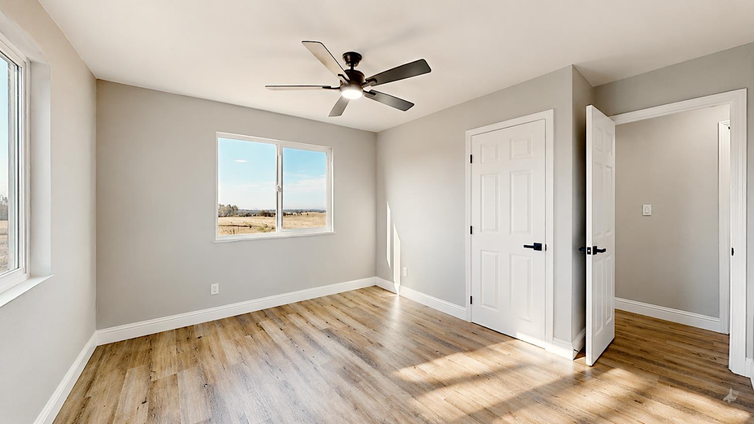 4728 Zorro Rd, La Grange, CA 95329