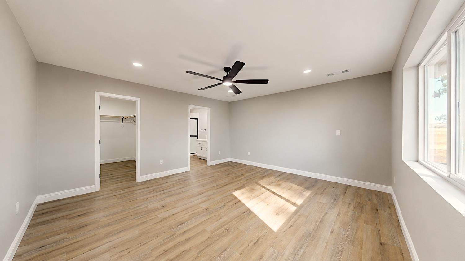 4728 Zorro Rd, La Grange, CA 95329