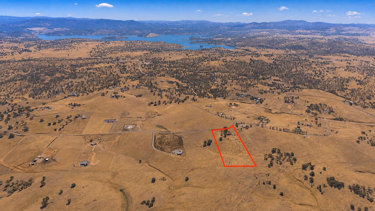 4728 Zorro Rd, La Grange, CA 95329