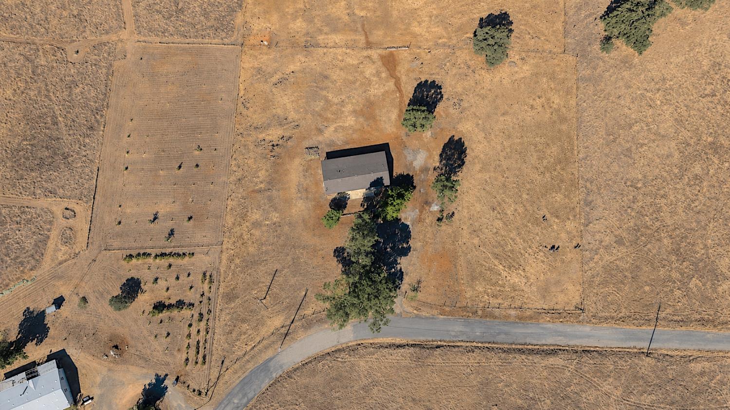 4728 Zorro Rd, La Grange, CA 95329