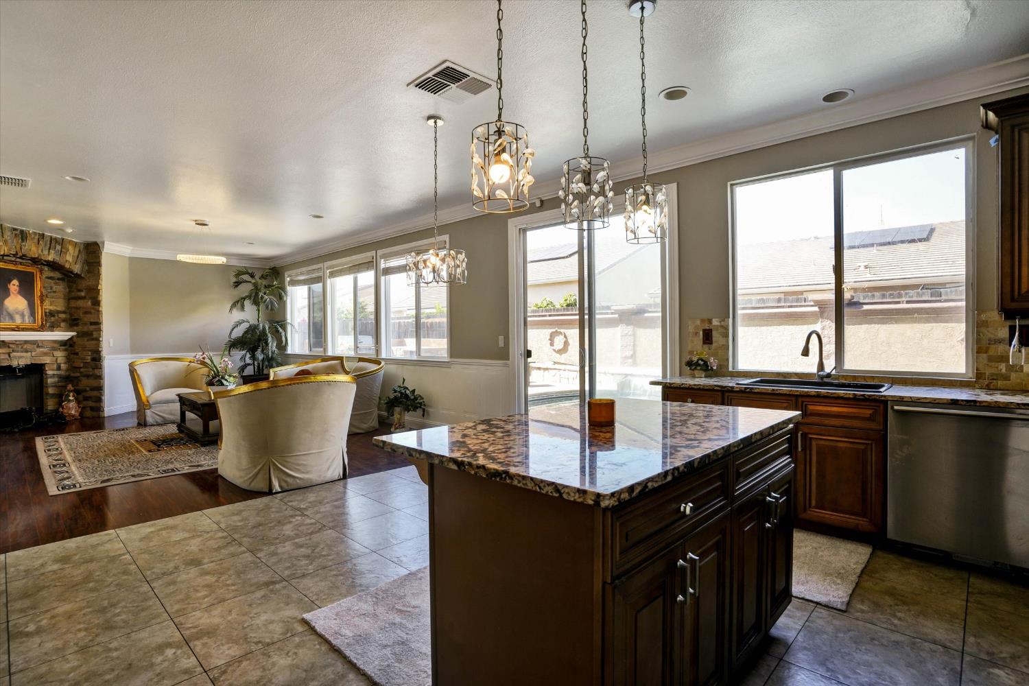 3837 Banyan Tree, Modesto, CA 95355