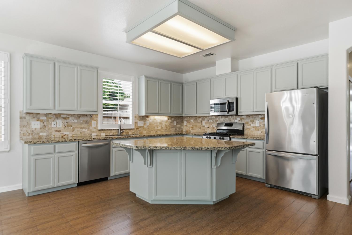 1650 Solaro Way, Manteca, CA 95336