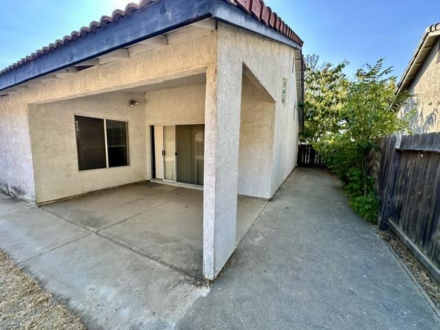 1507 Oak Canyon Dr, Newman, CA 95360