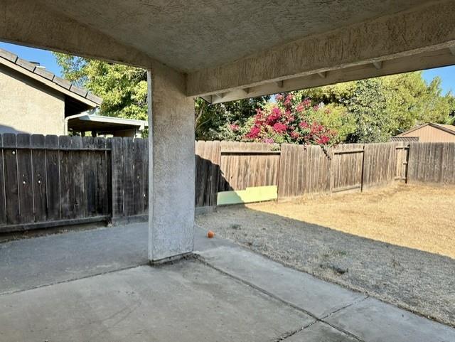 1507 Oak Canyon Dr, Newman, CA 95360