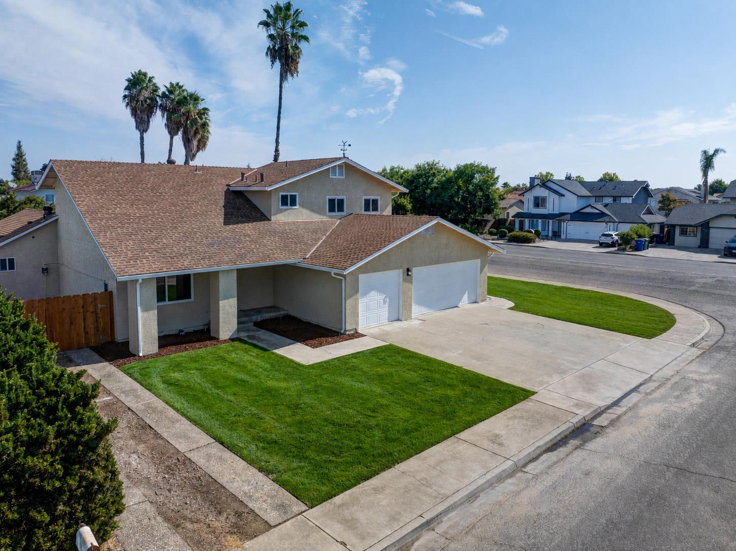 785 Fullerton Dr, Turlock, CA 95382