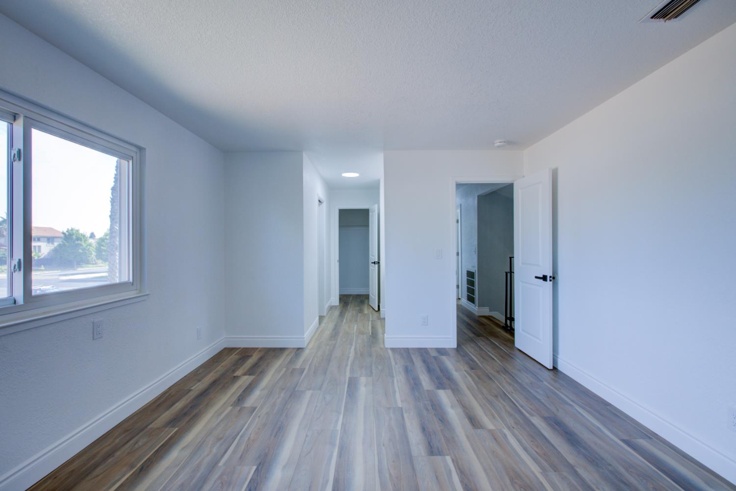 785 Fullerton Dr, Turlock, CA 95382