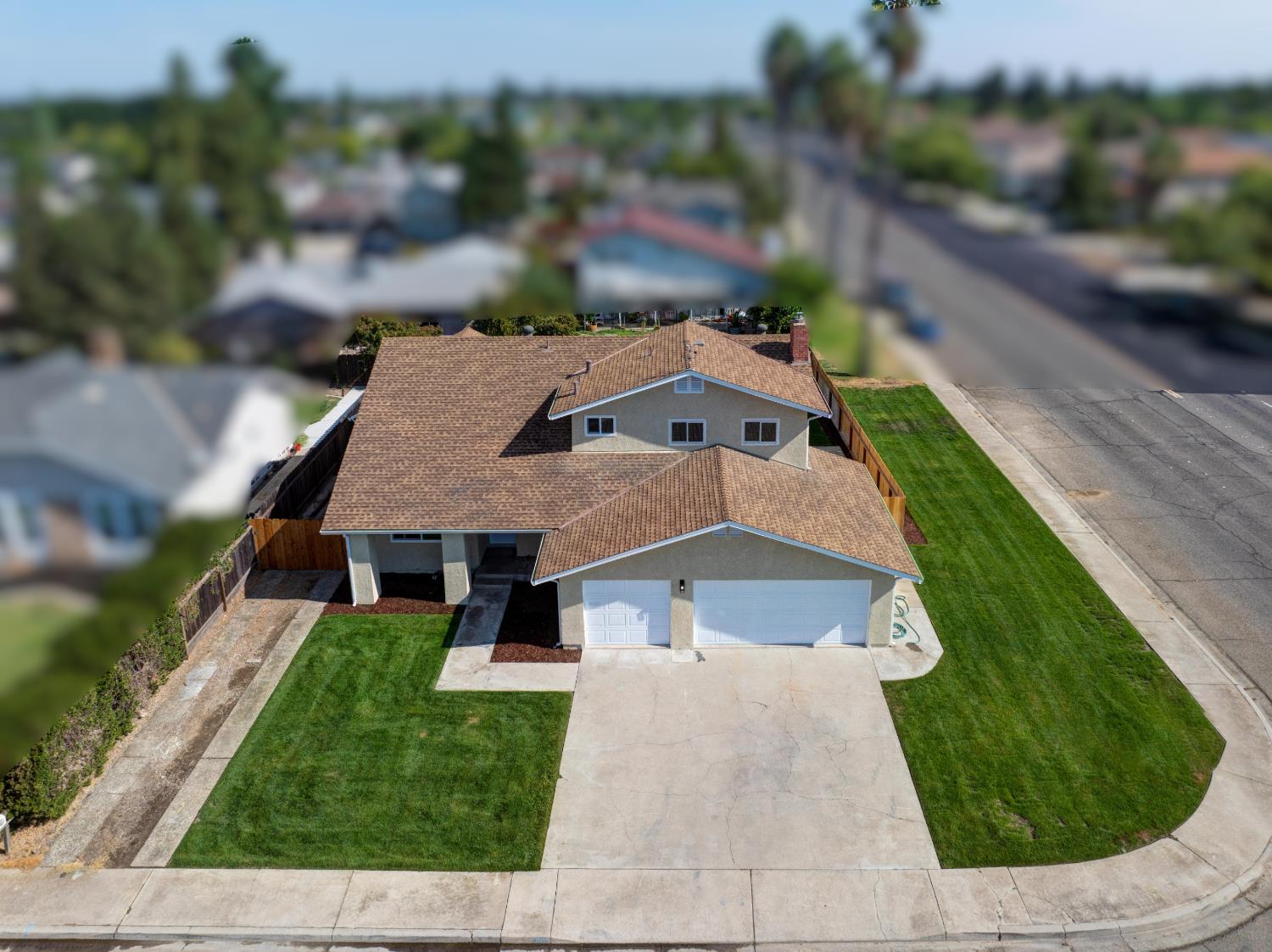 785 Fullerton Dr, Turlock, CA 95382