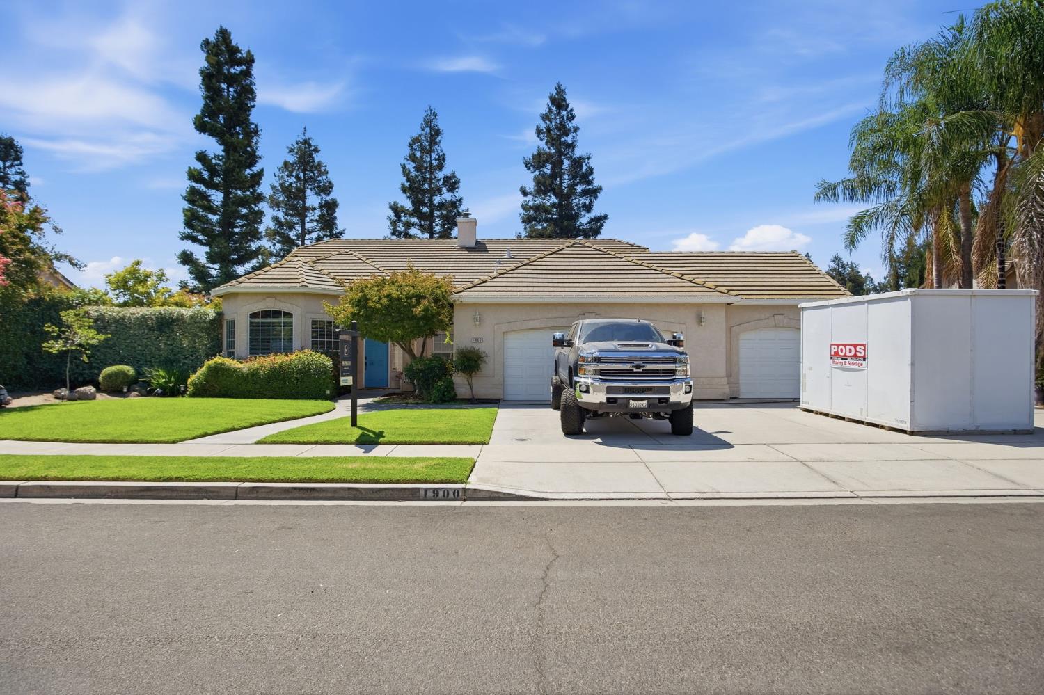 1900 Alex Way, Turlock, CA 95382