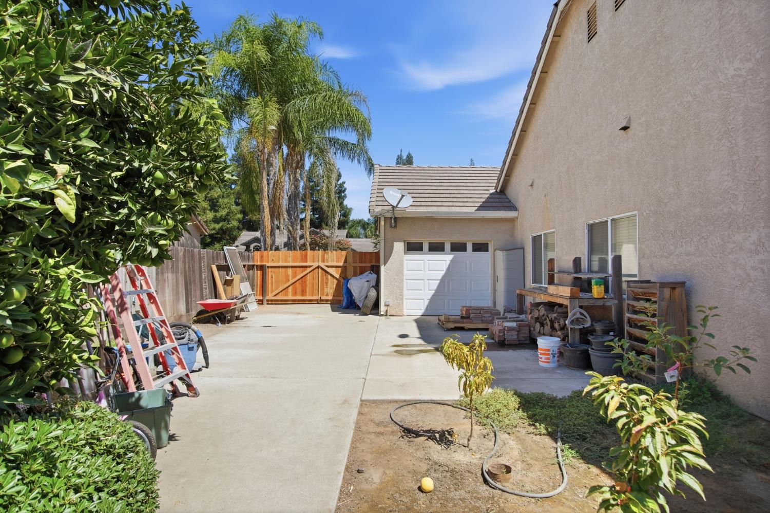 1900 Alex Way, Turlock, CA 95382