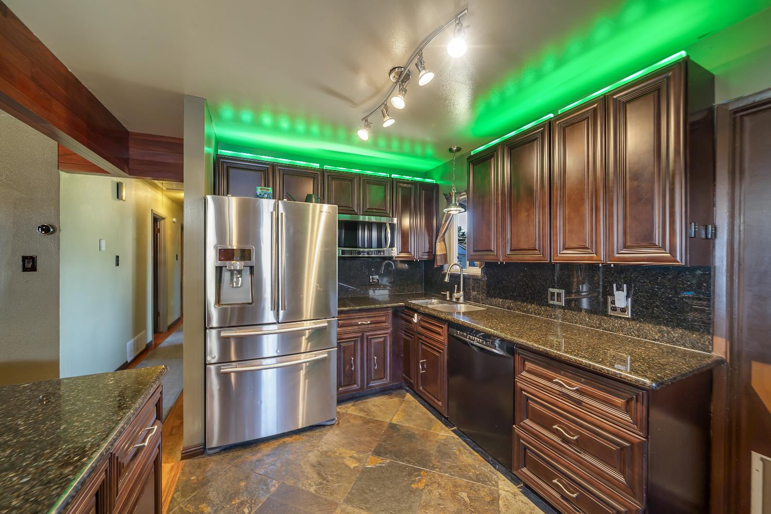 2248 September Dr, Modesto, CA 95355