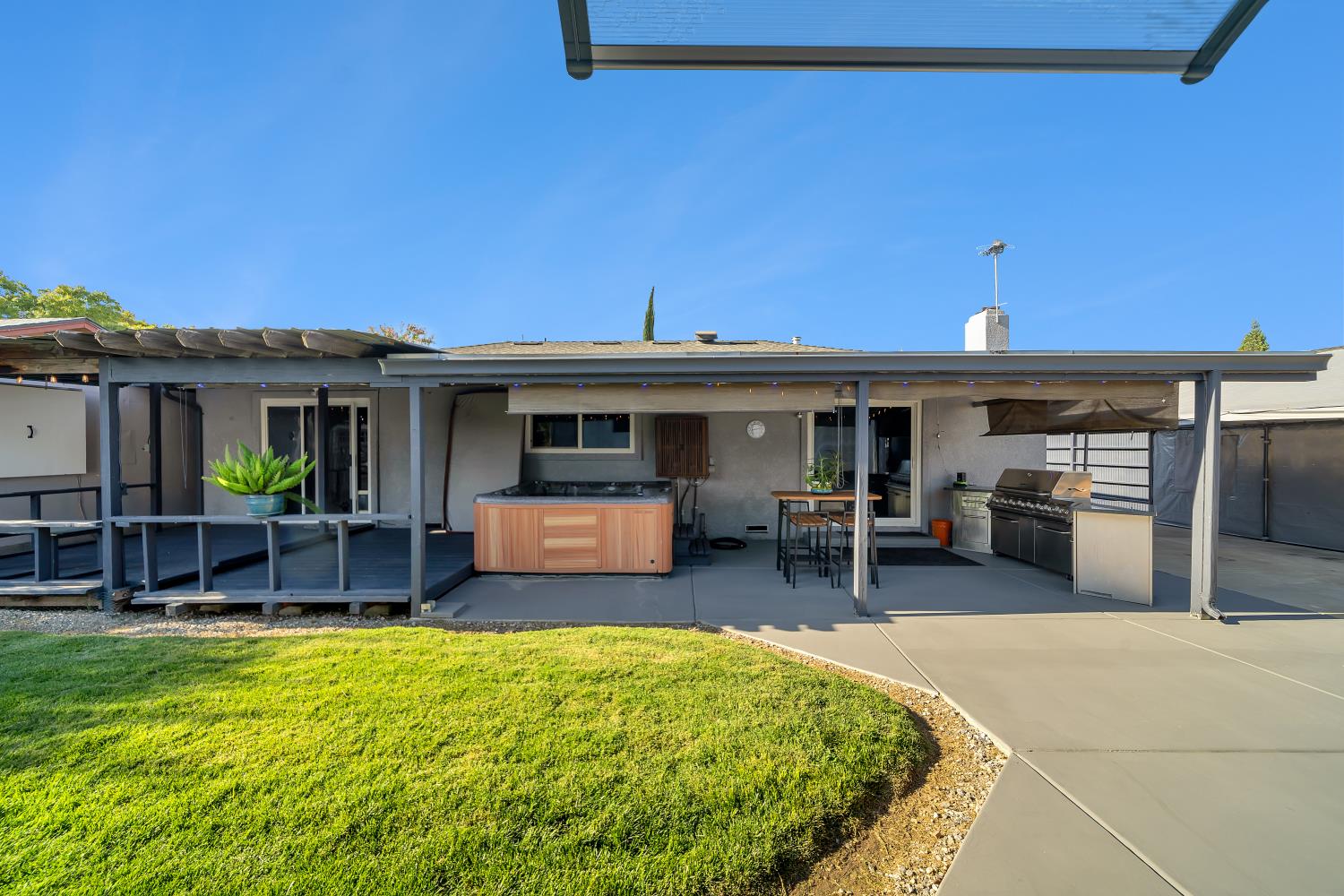 2248 September Dr, Modesto, CA 95355