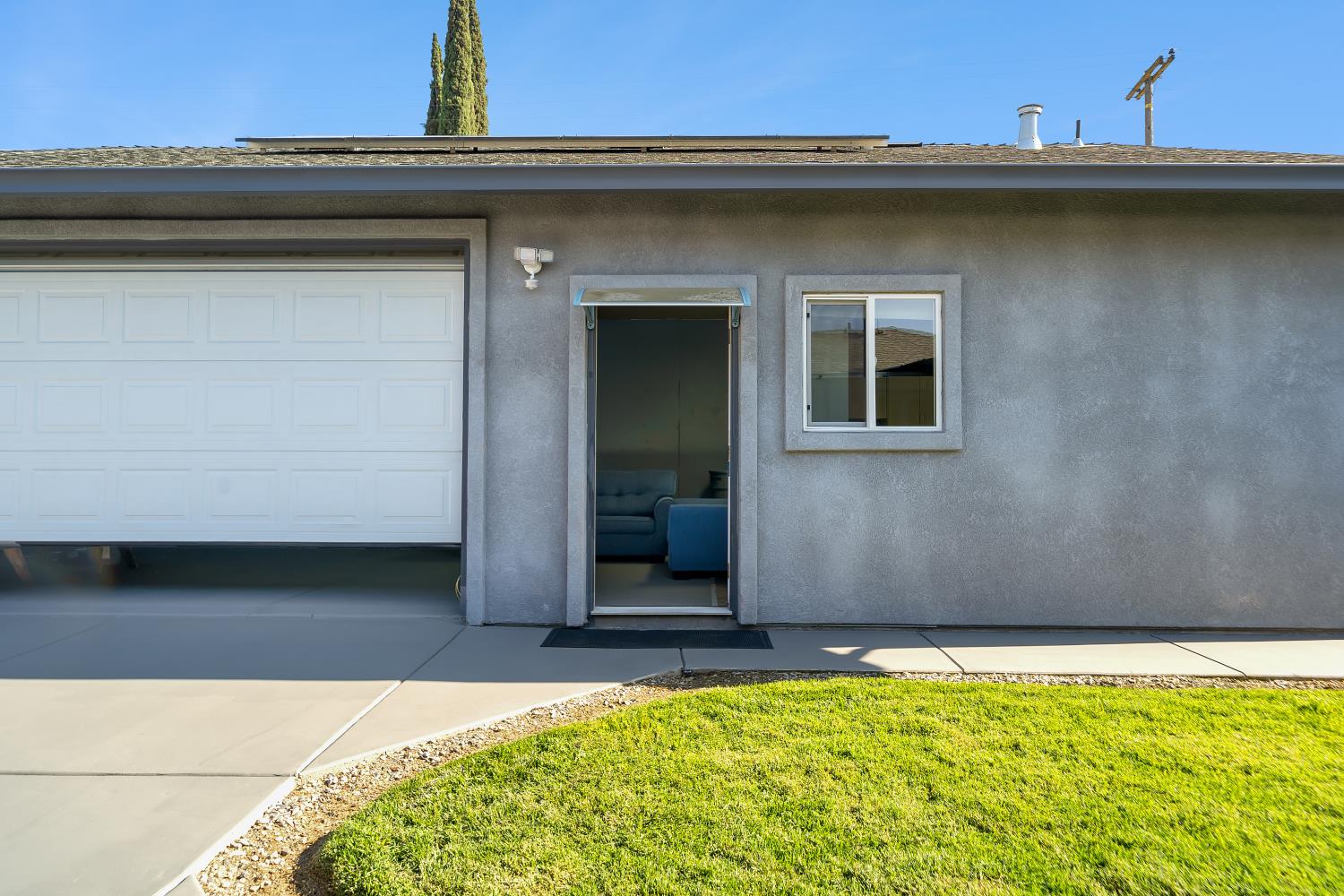 2248 September Dr, Modesto, CA 95355