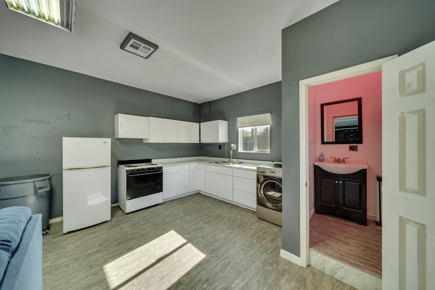 2248 September Dr, Modesto, CA 95355