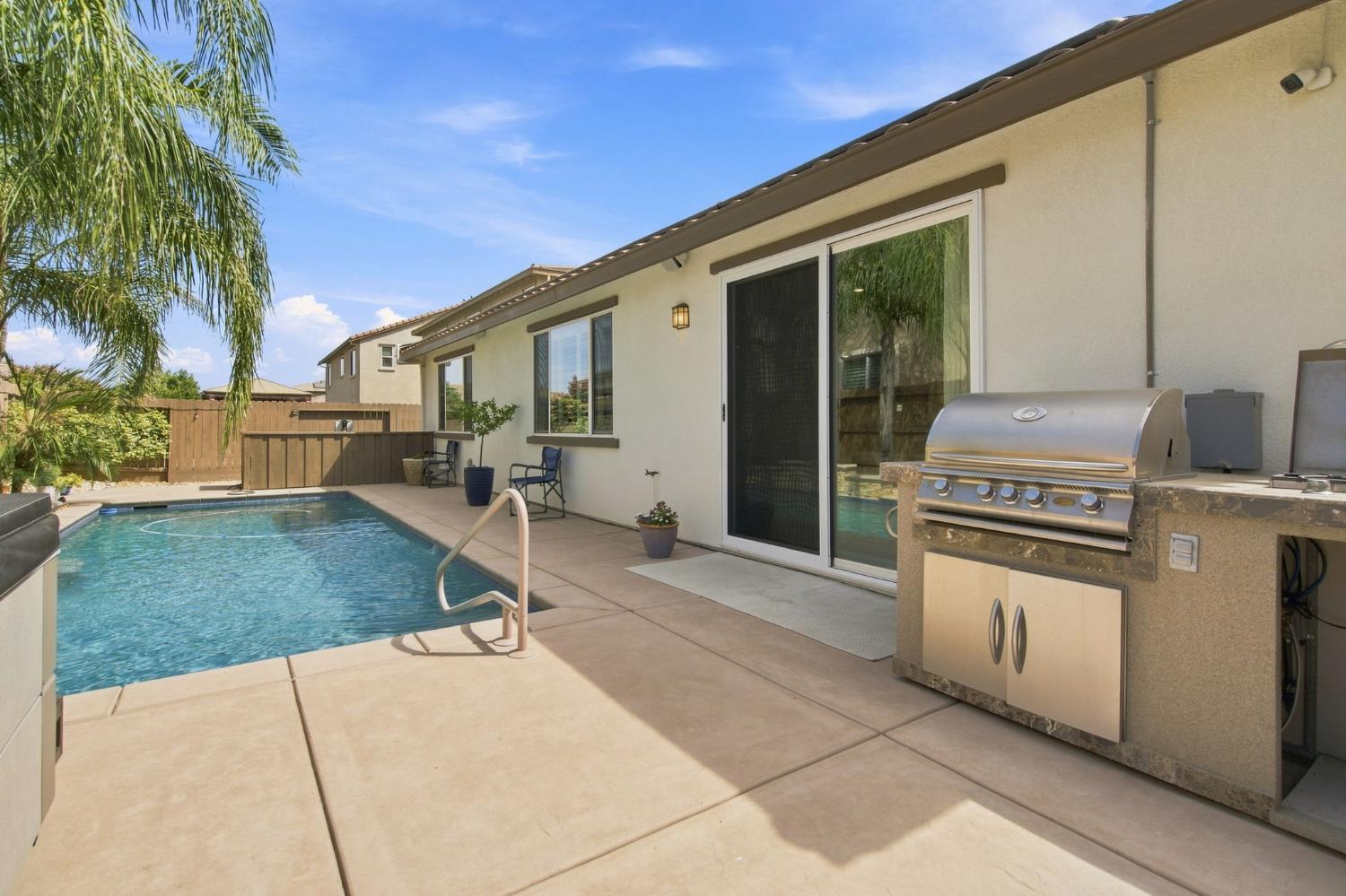 1991 Lovejoy Ave, Manteca, CA 95337