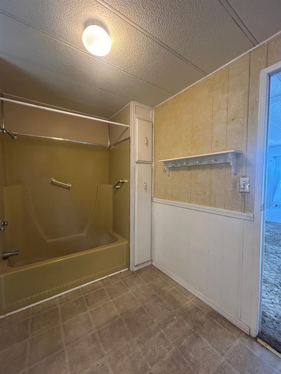 518 LEE, Turlock, CA 95382