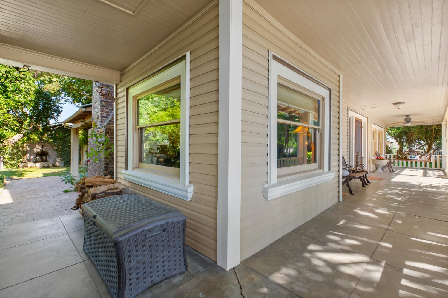 5051 12th, Hanford, CA 93230