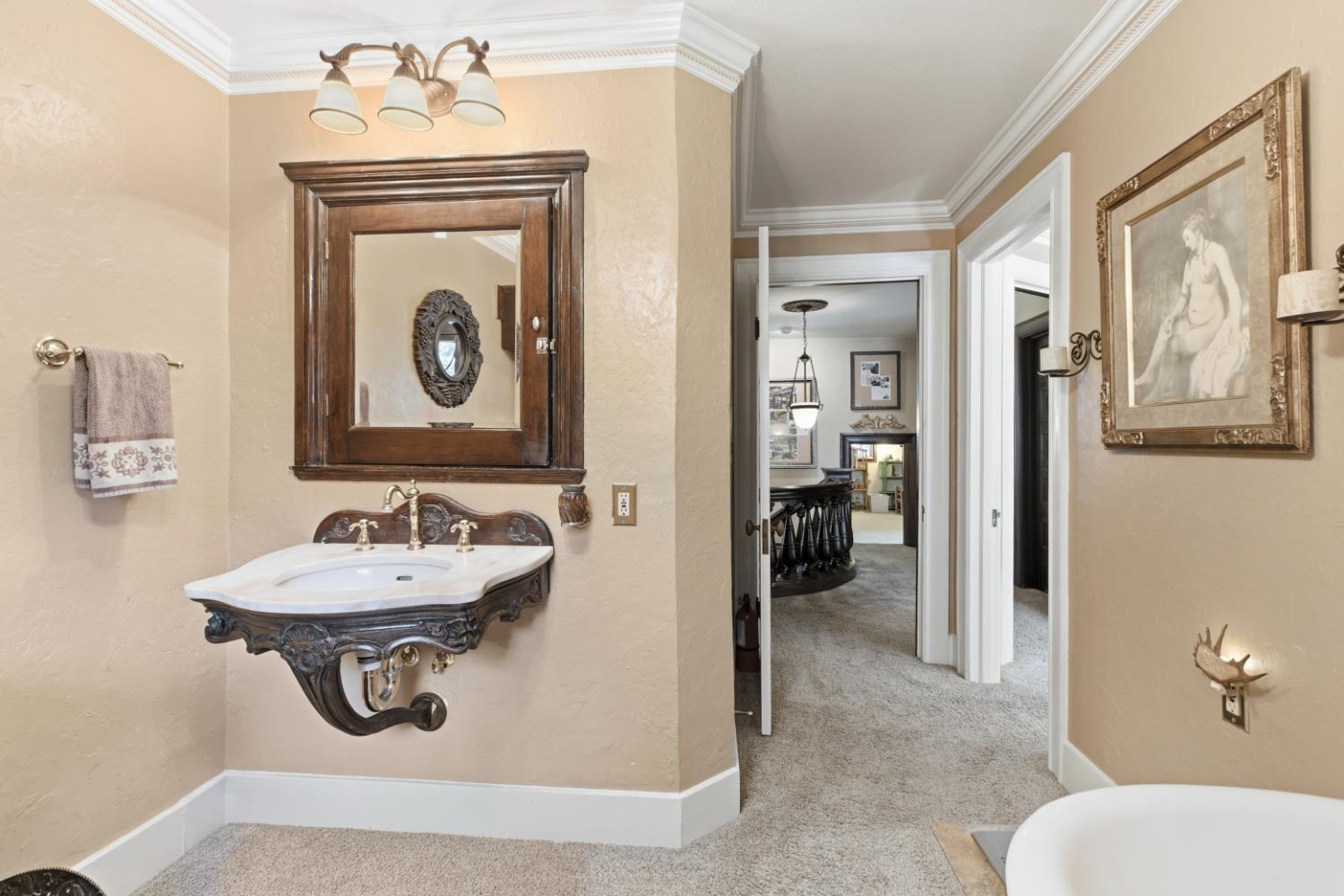 5051 12th, Hanford, CA 93230