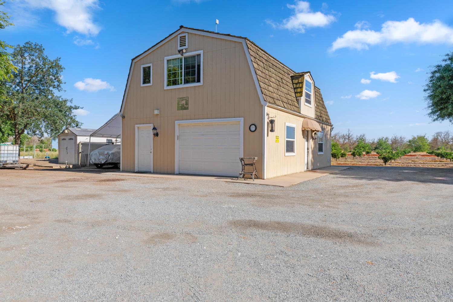 5051 12th, Hanford, CA 93230