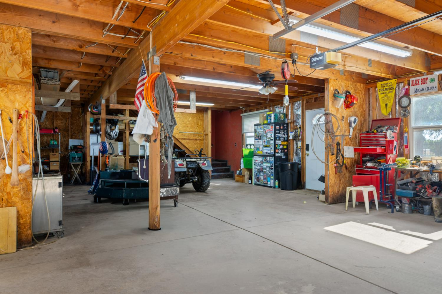 5051 12th, Hanford, CA 93230