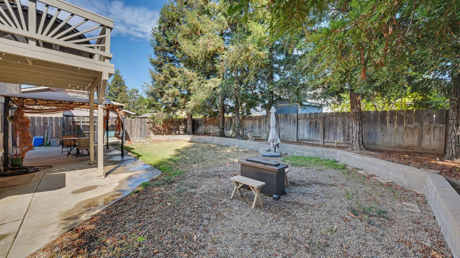 64 Obsidian Dr, Oakdale, CA 95361