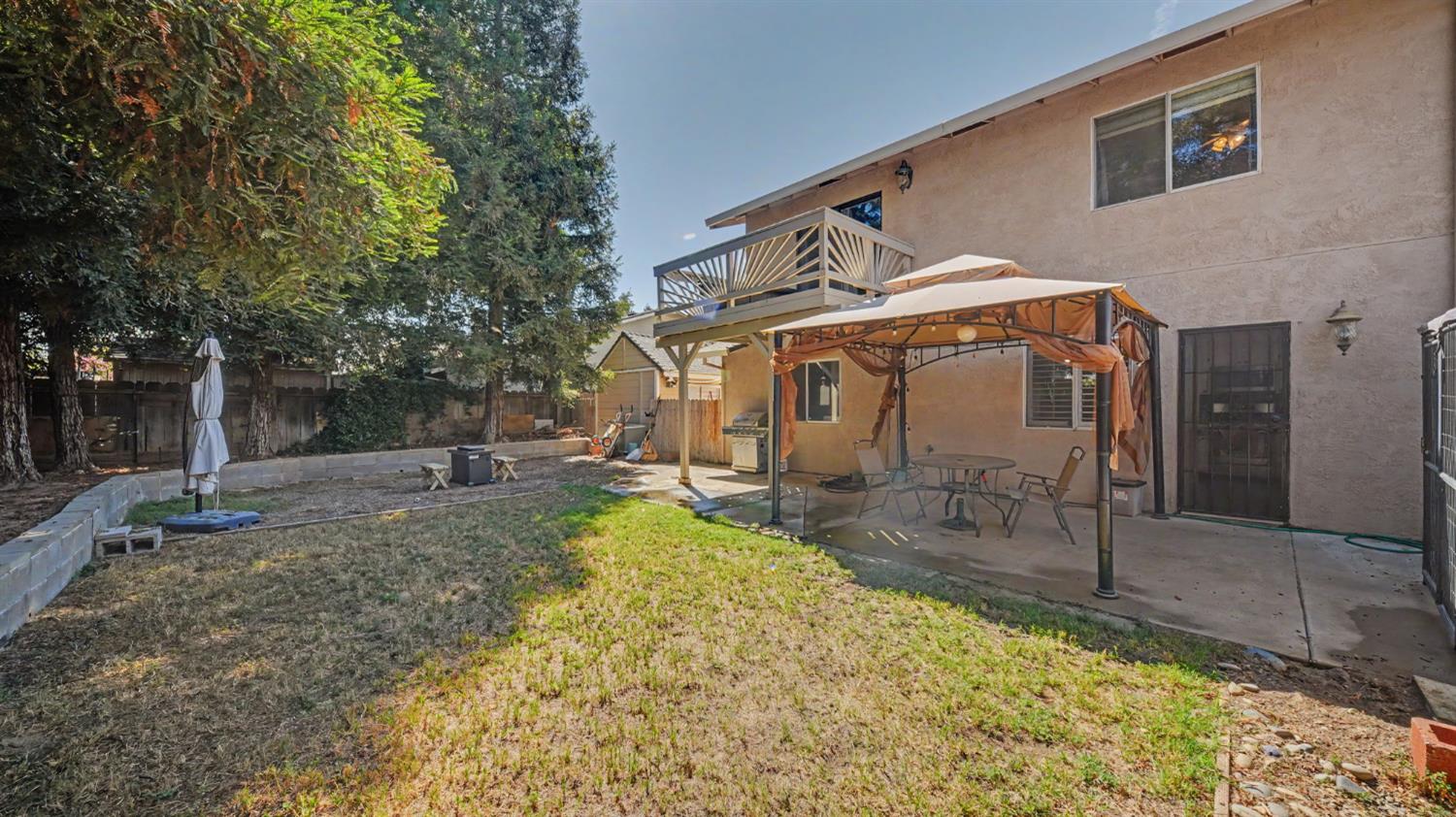 64 Obsidian Dr, Oakdale, CA 95361