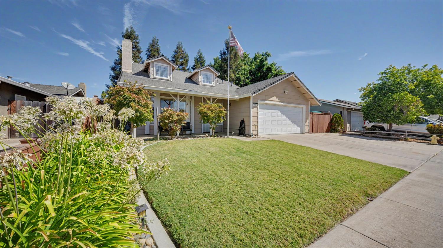 64 Obsidian Dr, Oakdale, CA 95361
