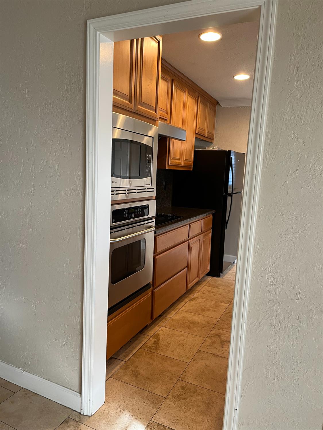 533 N 1st Ave, Oakdale, CA 95361