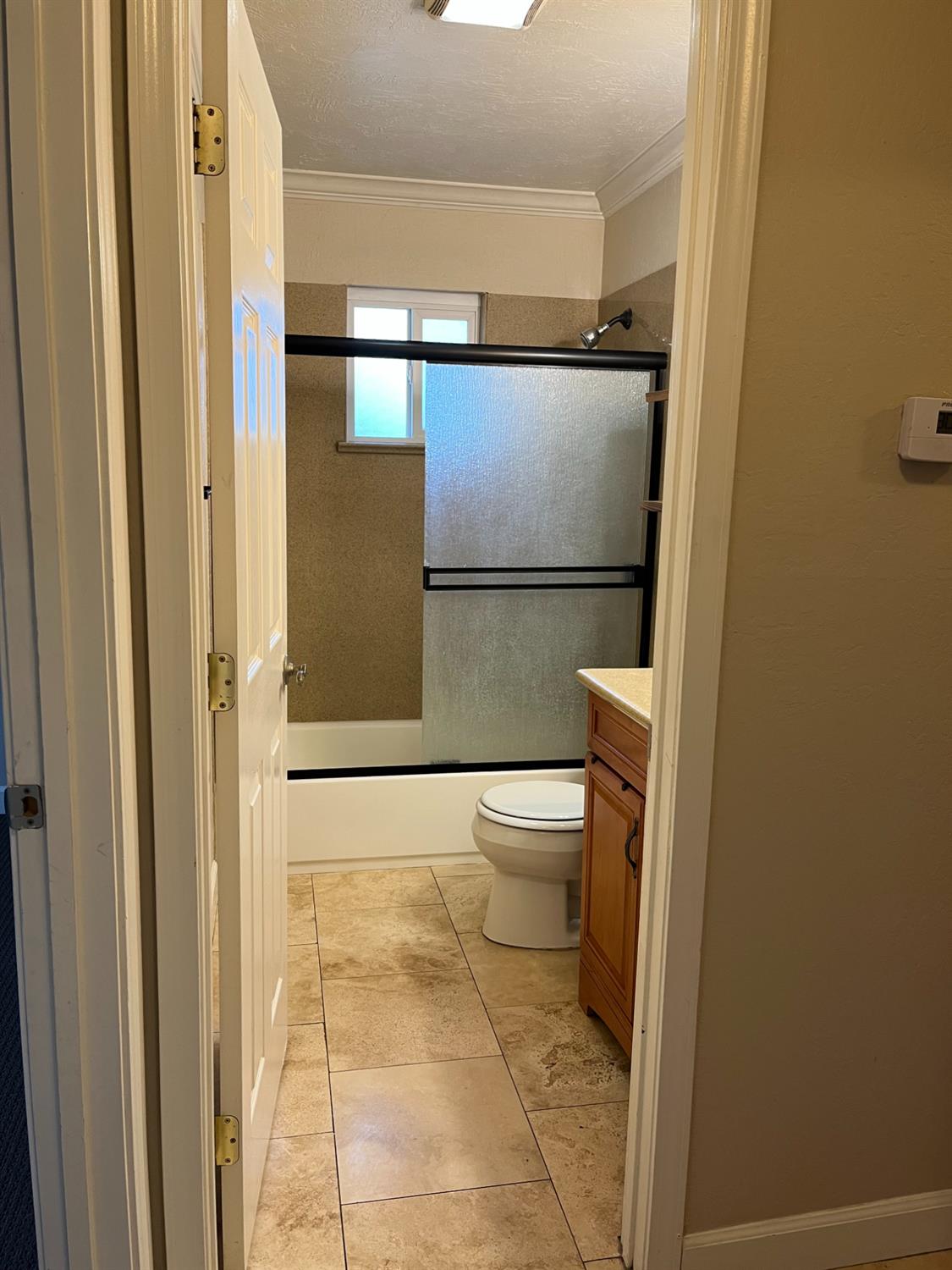 533 N 1st Ave, Oakdale, CA 95361