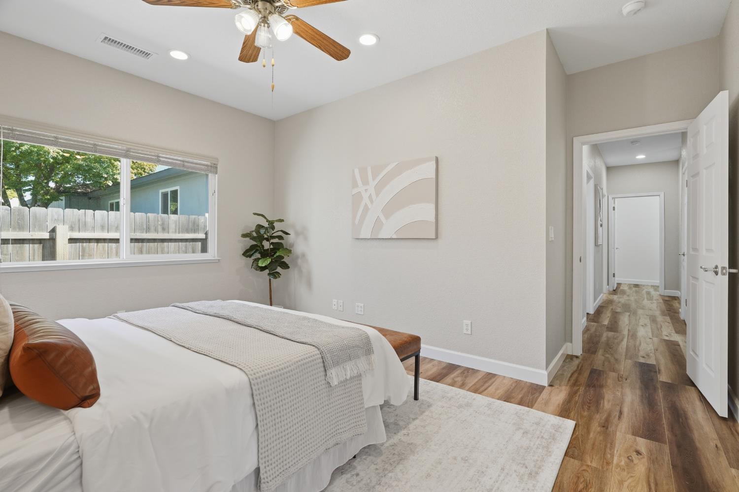 217 Palm Ave, Ripon, CA 95366