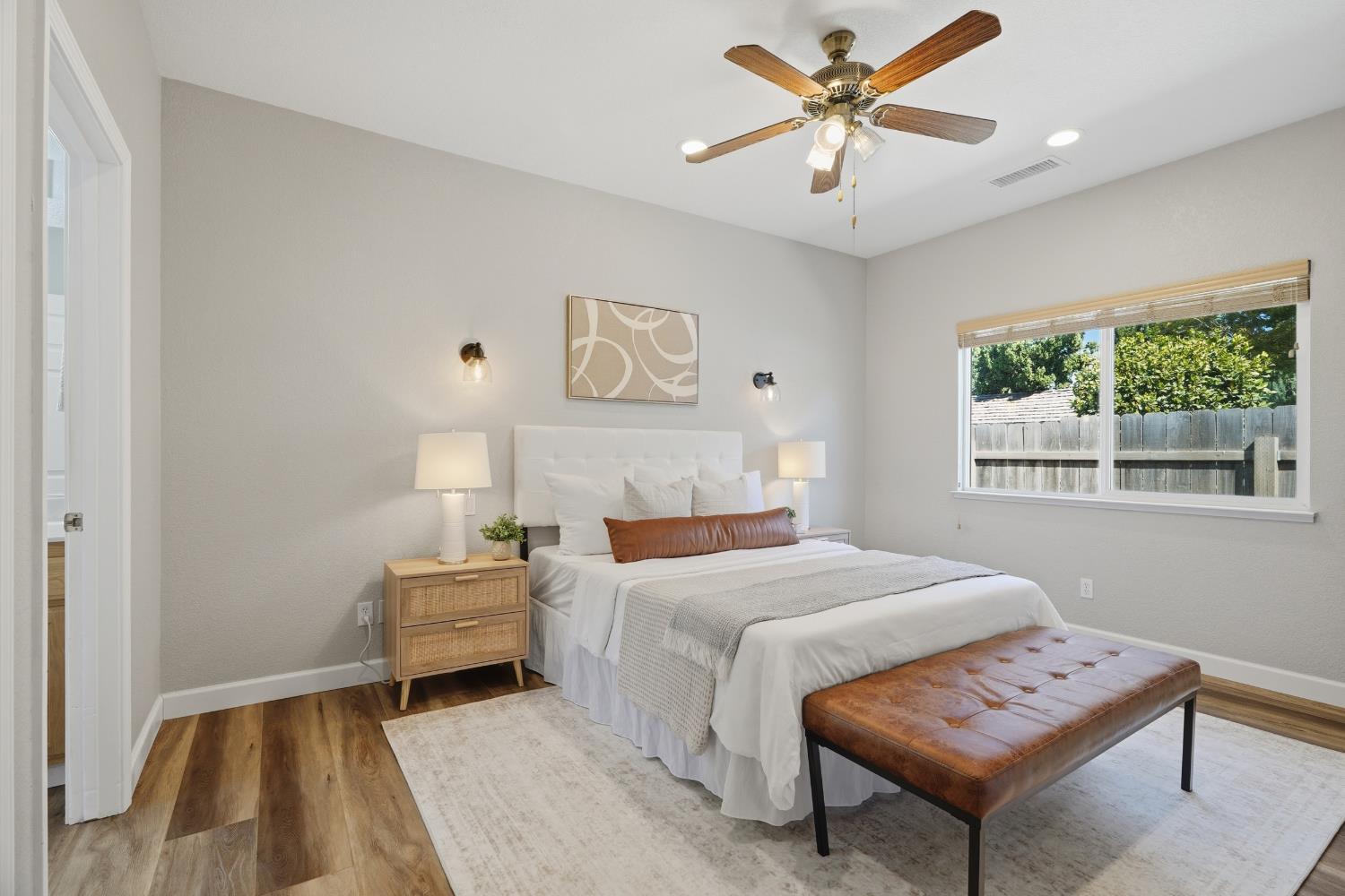 217 Palm Ave, Ripon, CA 95366