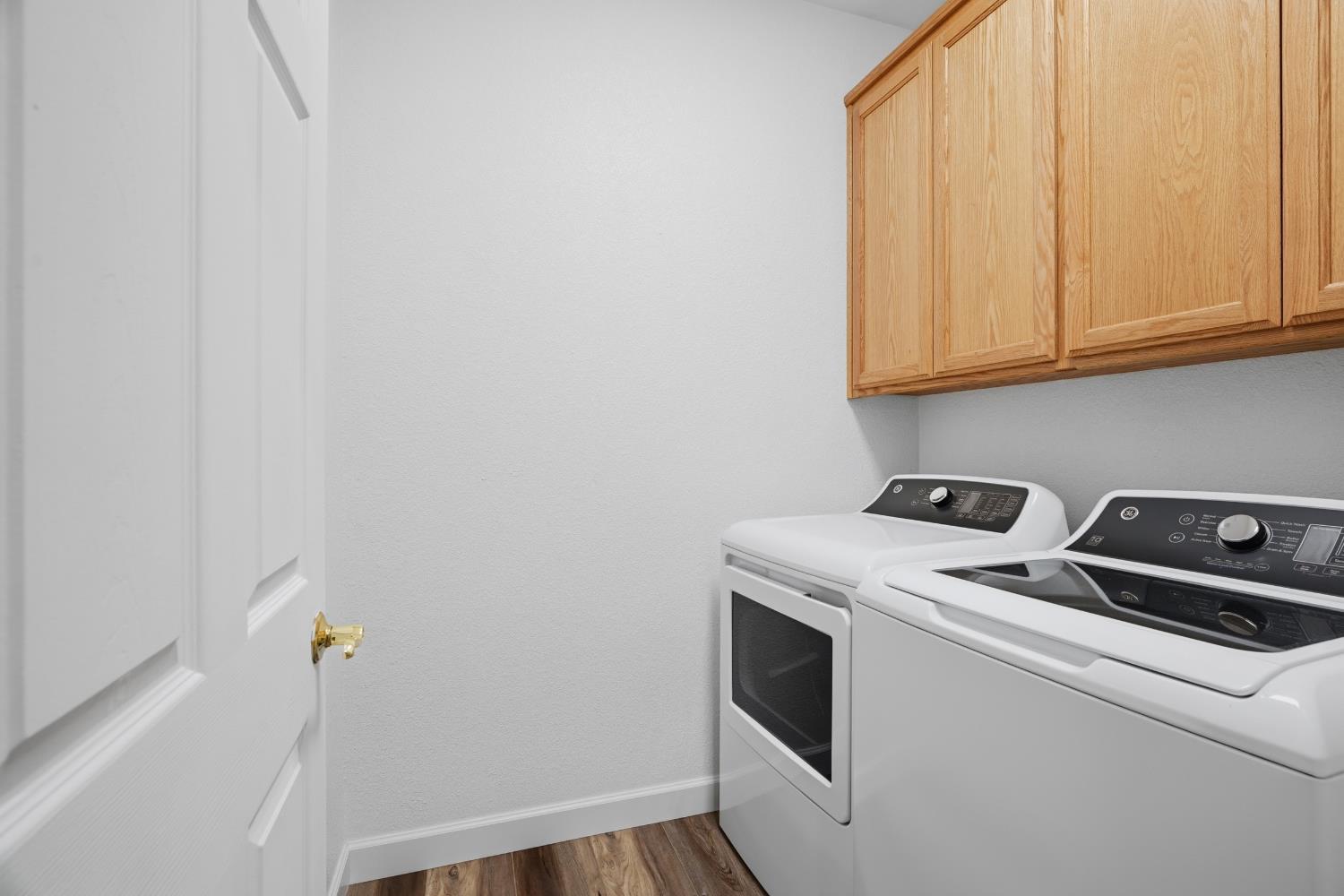 217 Palm Ave, Ripon, CA 95366