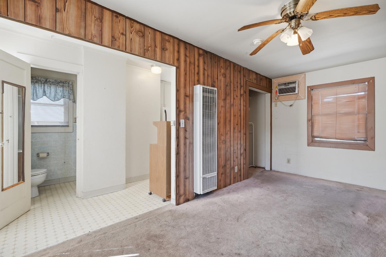 217 Palm Ave, Ripon, CA 95366