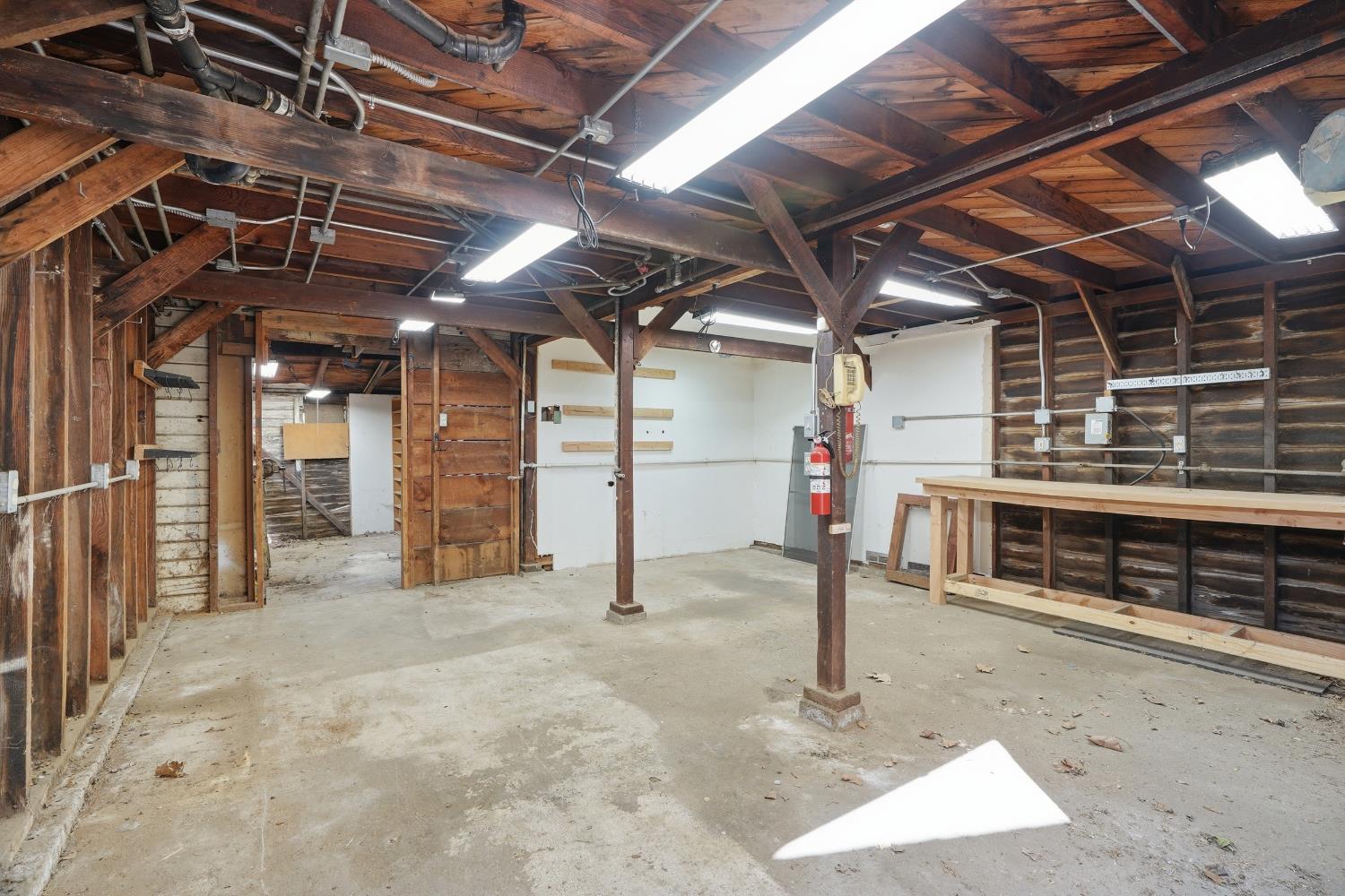 217 Palm Ave, Ripon, CA 95366