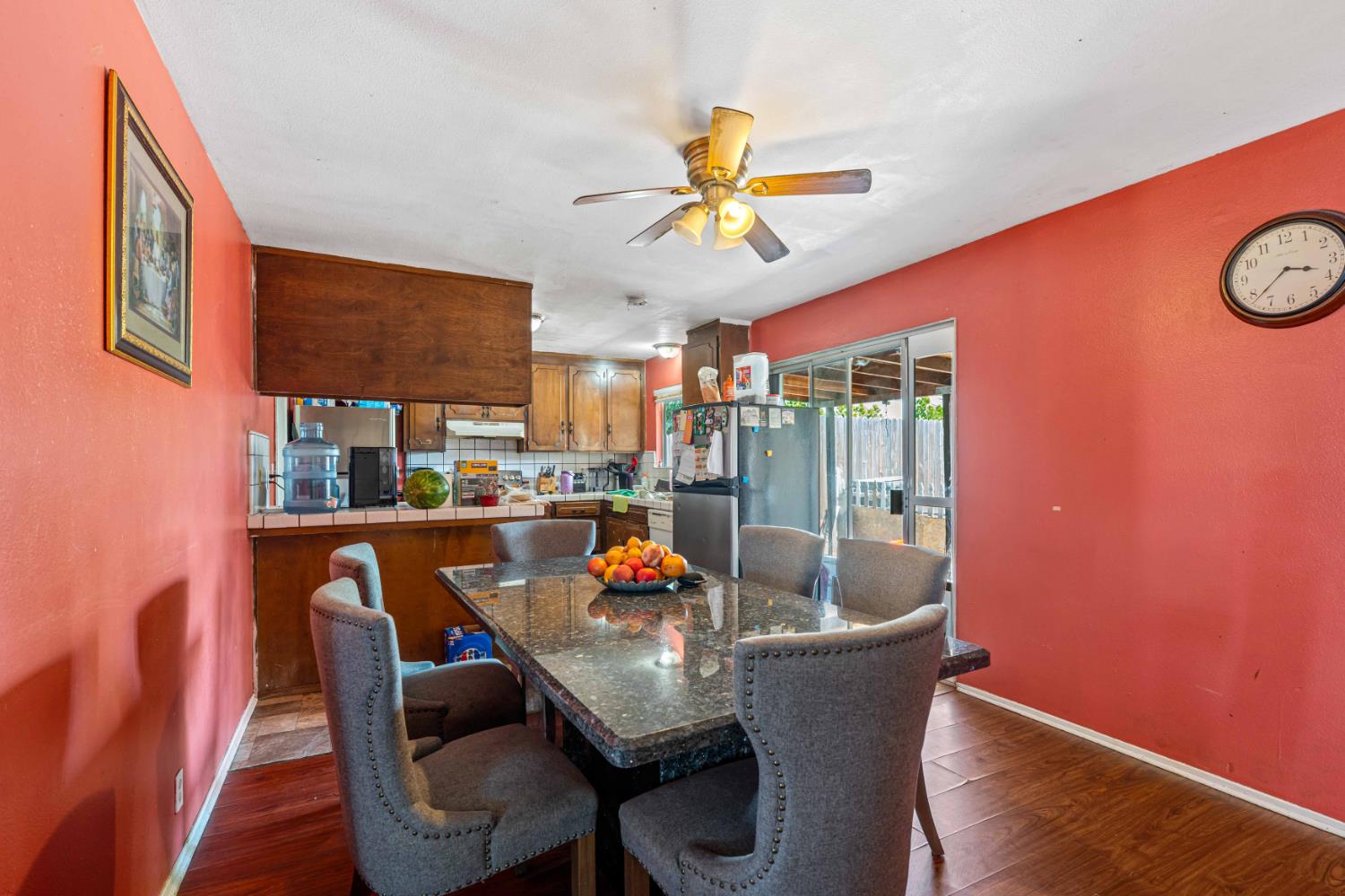 1122 Sapphire Way, Manteca, CA 95336