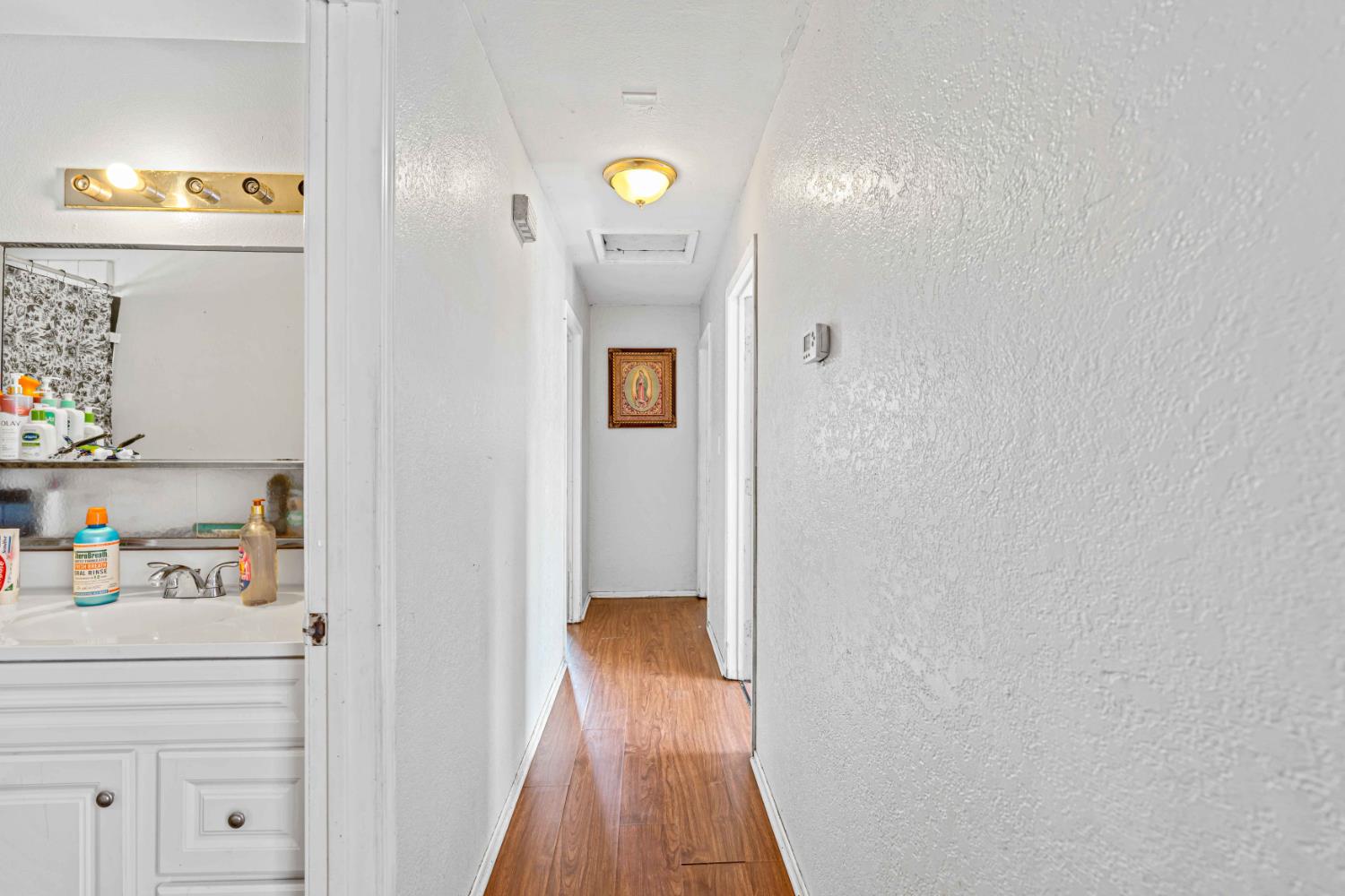 1122 Sapphire Way, Manteca, CA 95336